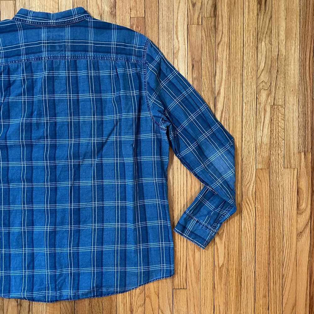 AMERICAN EAGLE Plaid Button-down - image 11